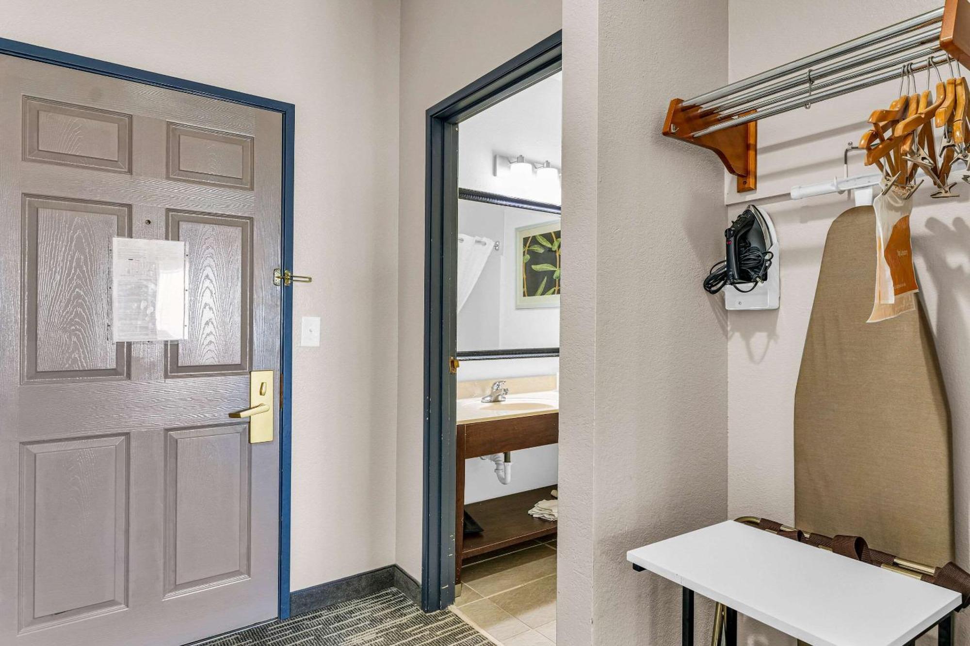Country Inn & Suites By Radisson, Decatur, Il Екстериор снимка